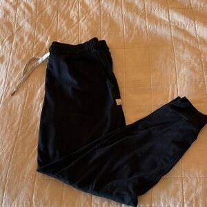 Vuori  Black Jogger Pants